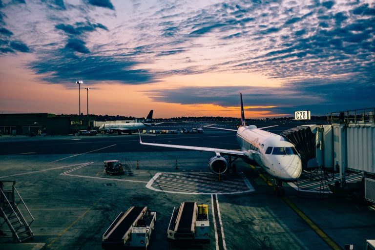 Unlocking the World: How Online Travel Agencies Are Changing the Way We Explore